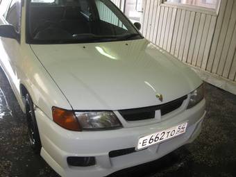 2000 Nissan Wingroad Photos