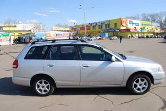 2000 Nissan Wingroad Pictures