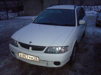 2000 Nissan Wingroad Pics
