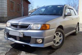 2000 Nissan Wingroad Pictures