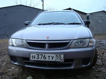 2000 Nissan Wingroad Pics