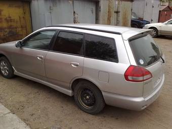 2000 Nissan Wingroad Photos