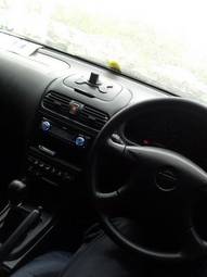 2000 Nissan Wingroad Photos