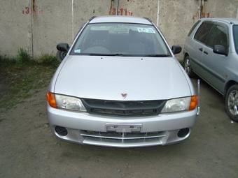 2000 Nissan Wingroad For Sale