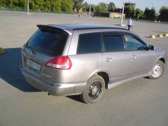 2000 Nissan Wingroad Pictures