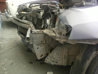 2000 Nissan Wingroad Photos