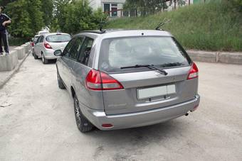 2000 Nissan Wingroad Pictures