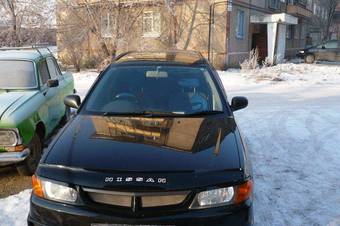 2000 Nissan Wingroad Photos