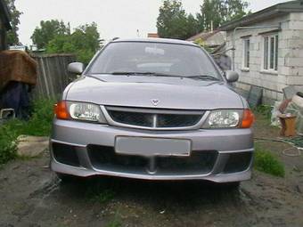 2000 Nissan Wingroad Photos