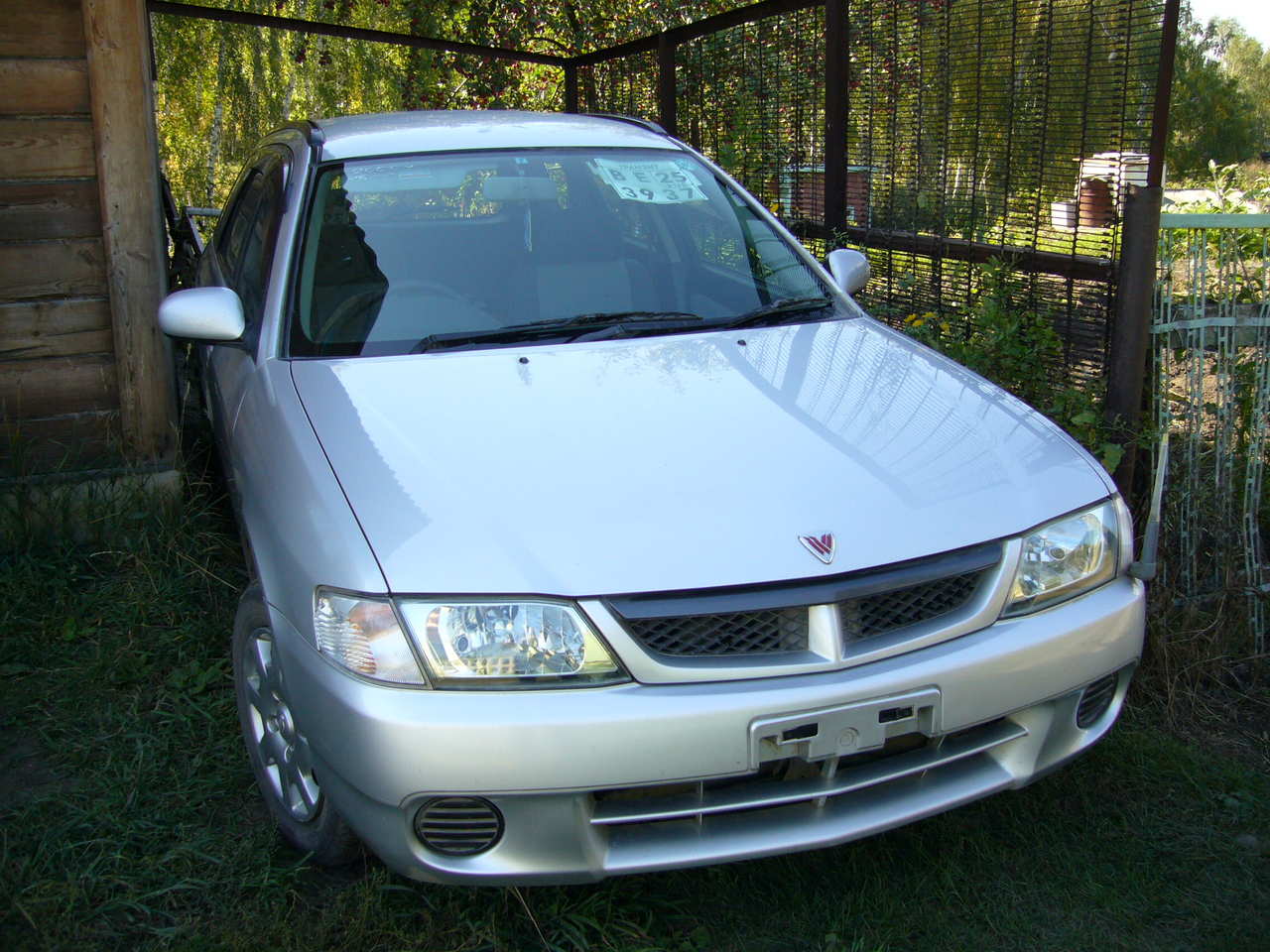 Nissan wingroad 2000 года. Nissan Wingroad 2000. Ниссан Вингроад 2000г. Ниссан Вингроад 2000 год.