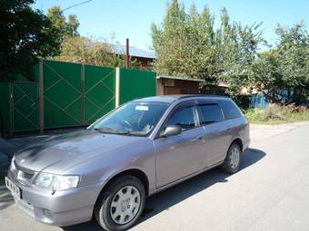 2000 Nissan Wingroad Photos