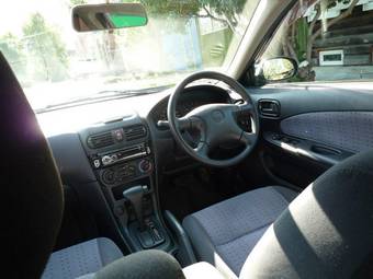 2000 Nissan Wingroad Photos