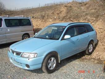 2001 Nissan Wingroad