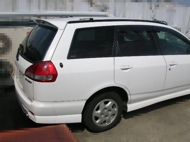 2001 Nissan Wingroad