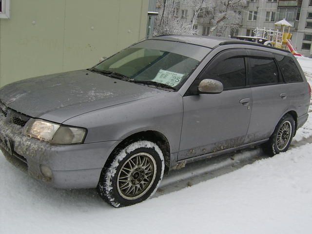 2001 Nissan Wingroad