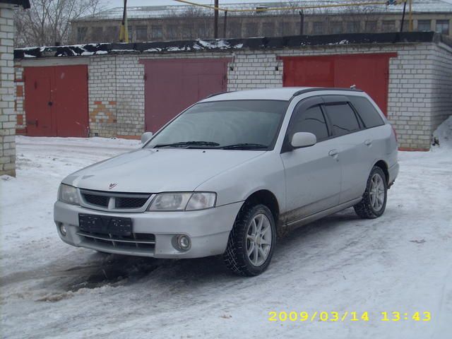 2001 Nissan Wingroad