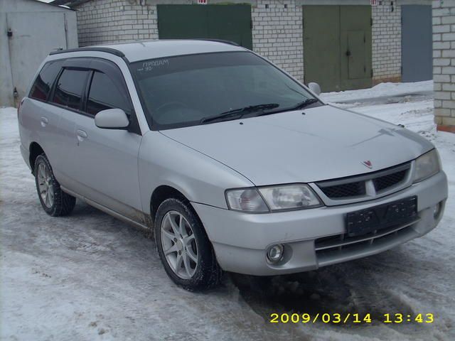 2001 Nissan Wingroad