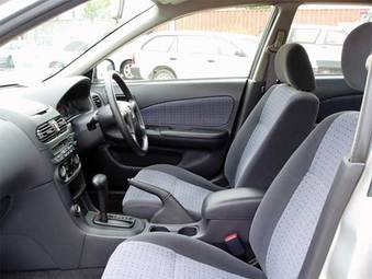 2001 Nissan Wingroad Pictures