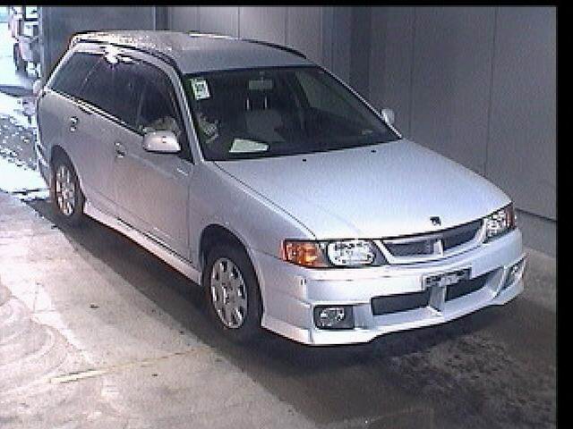 2001 Nissan Wingroad Images