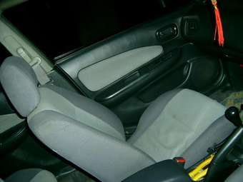 2001 Nissan Wingroad Pics