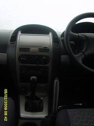 2001 Nissan Wingroad Photos