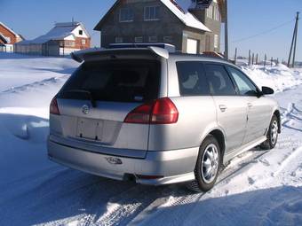 2001 Nissan Wingroad Pictures