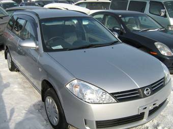 2001 Nissan Wingroad Photos