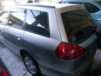 2001 Nissan Wingroad Pics
