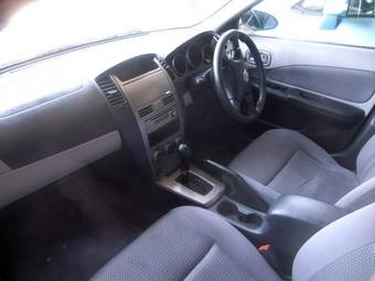 2001 Nissan Wingroad Pictures