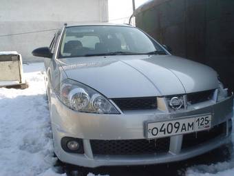 2001 Nissan Wingroad Photos