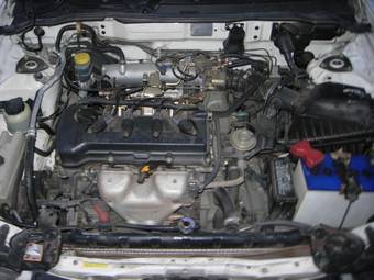 2001 Nissan Wingroad Pictures