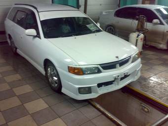 2001 Nissan Wingroad Pics