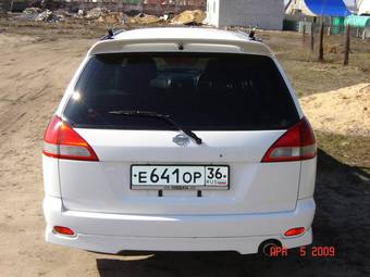 2001 Nissan Wingroad Photos