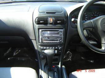 2001 Nissan Wingroad Pictures