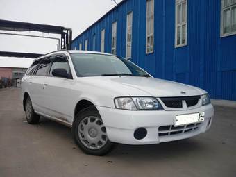 2001 Nissan Wingroad Pictures