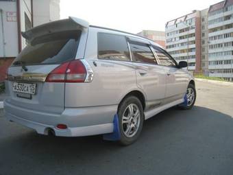 2001 Nissan Wingroad Pictures