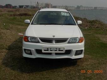 2001 Nissan Wingroad Pictures