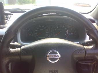 2001 Nissan Wingroad Pictures