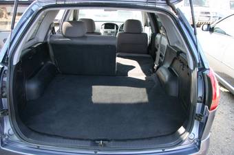 2001 Nissan Wingroad Photos