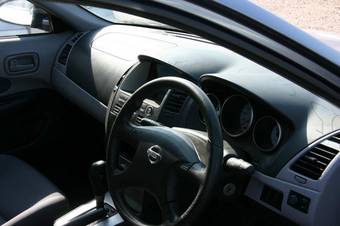 2001 Nissan Wingroad Pictures