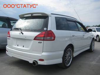 2001 Nissan Wingroad Pictures