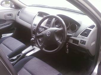 2001 Nissan Wingroad Pictures