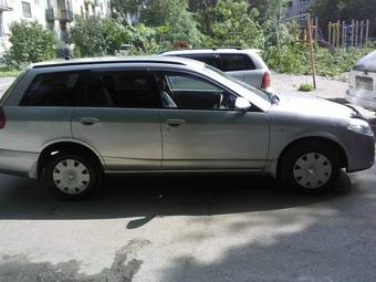 2001 Nissan Wingroad Pictures