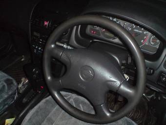 2001 Nissan Wingroad Wallpapers