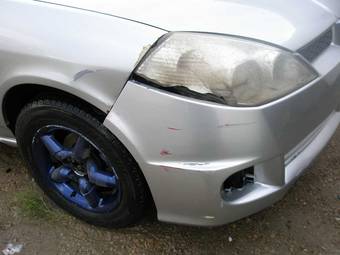 2001 Nissan Wingroad Pictures