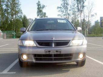 2001 Nissan Wingroad Pictures