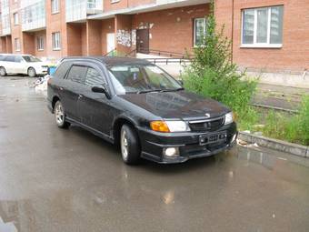 2001 Nissan Wingroad Photos