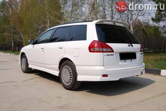 2001 Nissan Wingroad Pictures
