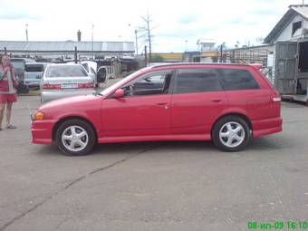 2001 Nissan Wingroad Photos