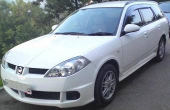 2001 Nissan Wingroad Photos